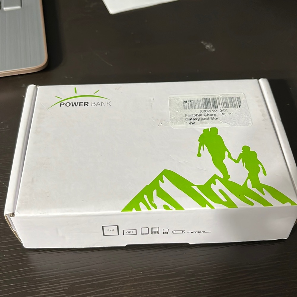 Solar power bank
